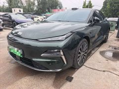 Geely Galaxy Xingyao 8 130km EM-P Starship Edition - ფოტო 1