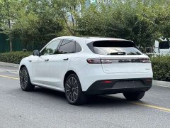 AITO M5 Extended Range Rear-Drive Smart Driving Edition - ფოტო 6