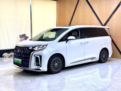 Denza BYD Denza D9 DM-i 970 Luxury - ფოტო 1