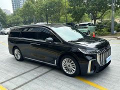 Voyah Dream PHEV Extended Range Luxury Edition - ფოტო 2