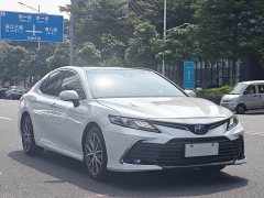 Toyota Camry Hybrid Luxury - ფოტო 3