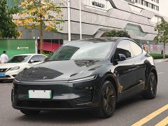 Tesla Model Y Rear-Wheel Drive - ფოტო 1