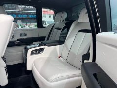 Rolls-Royce Cullinan Series II Black Badge - ფოტო 12