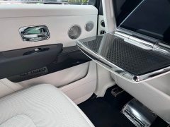 Rolls-Royce Cullinan Series II Black Badge - ფოტო 14