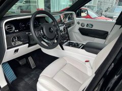 Rolls-Royce Cullinan Series II Black Badge - ფოტო 8