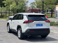 Toyota RAV4 2024 2.0L CVT FWD Urban Edition - ფოტო 4