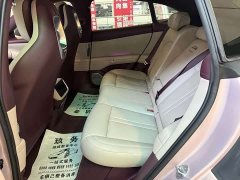 Xiaomi YU7 Four-Wheel Drive Pro - ფოტო 8