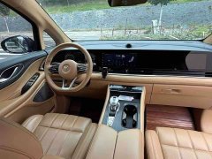 Voyah Dream PHEV Extended Range Luxury Edition - ფოტო 6