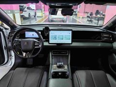 BYD Qin L DM-i 120KM Excellence Edition - ფოტო 9