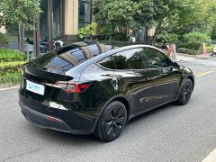 Tesla Model Y 2022 Facelift Rear-Wheel Drive - ფოტო 4