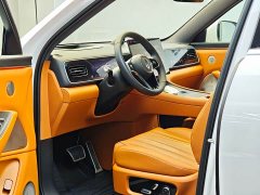 AITO Wenjie M7 2026 Extended Range Pro AWD 5-Seater - ფოტო 13