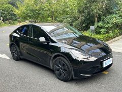 Tesla Model Y 2023 Rear-Wheel Drive - ფოტო 3