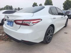 Toyota Camry 2021 Hybrid Luxury - ფოტო 10