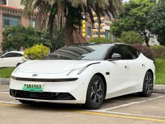 Lynk & Co Geely Lynk & Co 10 2025 240 AWD Ultra H5 - ფოტო 1