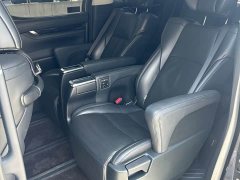 Toyota Vellfire Crown Hybrid 2.5L HV Luxury Edition - photo 12