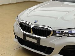 BMW 3 Series 325Li M Sport Package - ფოტო 4