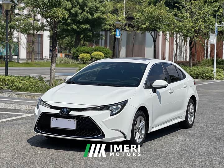 Toyota Corolla Hybrid 1.8H E-CVT Luxury