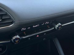 Mazda3 Axela 2021 2.0L Automatic Radiance Edition - ფოტო 10