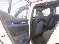 Volvo EX30 Rear-Wheel Drive Long Range Plus - ფოტო 14