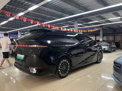 XPeng X9 Pure Electric 740 Extended Range Max - ფოტო 9