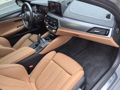 BMW 5 Series (Imported) 525i M Sport Package - ფოტო 11