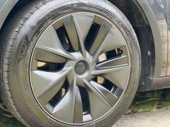 Tesla Model Y Rear-Wheel Drive - ფოტო 10