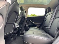 Tesla Model Y Rear-Wheel Drive - ფოტო 12
