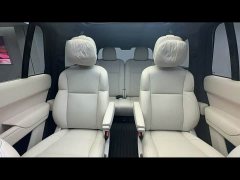Li Auto L8 Max - ფოტო 4