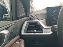 BMW X5 xDrive 30Li M Sport Luxury Night Edition Package - ფოტო 17