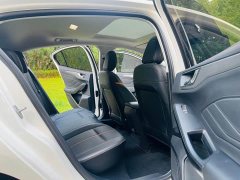 Ford Focus Hatchback EcoBoost 180 Automatic Sport Edition - ფოტო 11