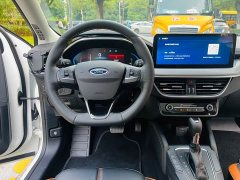 Ford Focus Hatchback EcoBoost 180 Automatic Sport Edition - ფოტო 14