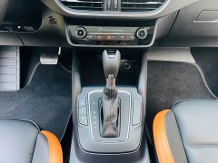 Ford Focus Hatchback EcoBoost 180 Automatic Sport Edition - ფოტო 16