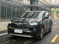 Toyota Highlander 2022 Hybrid 2.5L AWD Premium 7-Seater - ფოტო 1