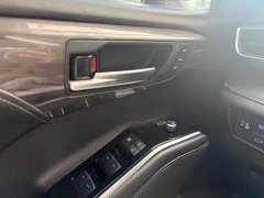 Toyota Highlander 2022 Hybrid 2.5L AWD Premium 7-Seater - ფოტო 10