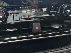 Toyota Highlander 2022 Hybrid 2.5L AWD Premium 7-Seater - ფოტო 15