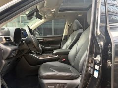 Toyota Highlander 2022 Hybrid 2.5L AWD Premium 7-Seater - ფოტო 9