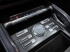Lincoln Navigator 2.0T AWD Prestige - ფოტო 20