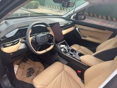 Geely Boyue L 1.5TD DCT Luxury - ფოტო 4