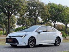 Toyota Corolla 2022 1.8L CVT Luxury - ფოტო 1