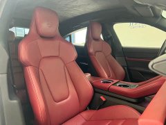 Porsche Taycan - ფოტო 17