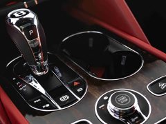Bentley Bentayga 4.0T V8 Long Wheelbase - ფოტო 11