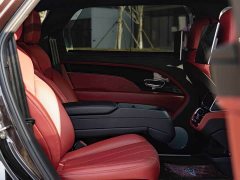 Bentley Bentayga 4.0T V8 Long Wheelbase - ფოტო 16