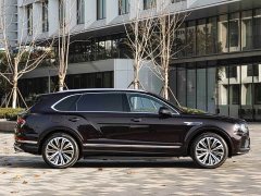 Bentley Bentayga 4.0T V8 Long Wheelbase - ფოტო 6