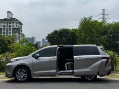 Toyota Sienna 2.5L Hybrid Comfort Edition - ფოტო 4
