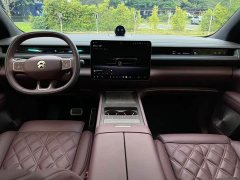NIO ES8 Six-Seat Executive Signature Edition - ფოტო 7
