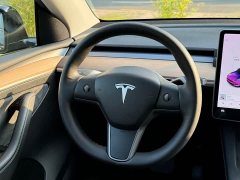 Tesla Model Y Standard Range RWD - ფოტო 6