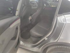 Tesla Model Y Long Range All-Wheel Drive - ფოტო 11