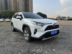 Toyota RAV4 2021 2.0L CVT FWD Style Edition - ფოტო 2