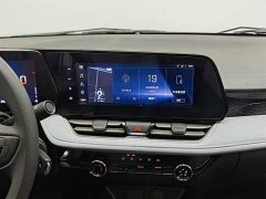Chevrolet Cruze 1.5L Dual-Clutch WOW Value Edition - ფოტო 12