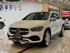 Mercedes-Benz GLA 200 - ფოტო 1